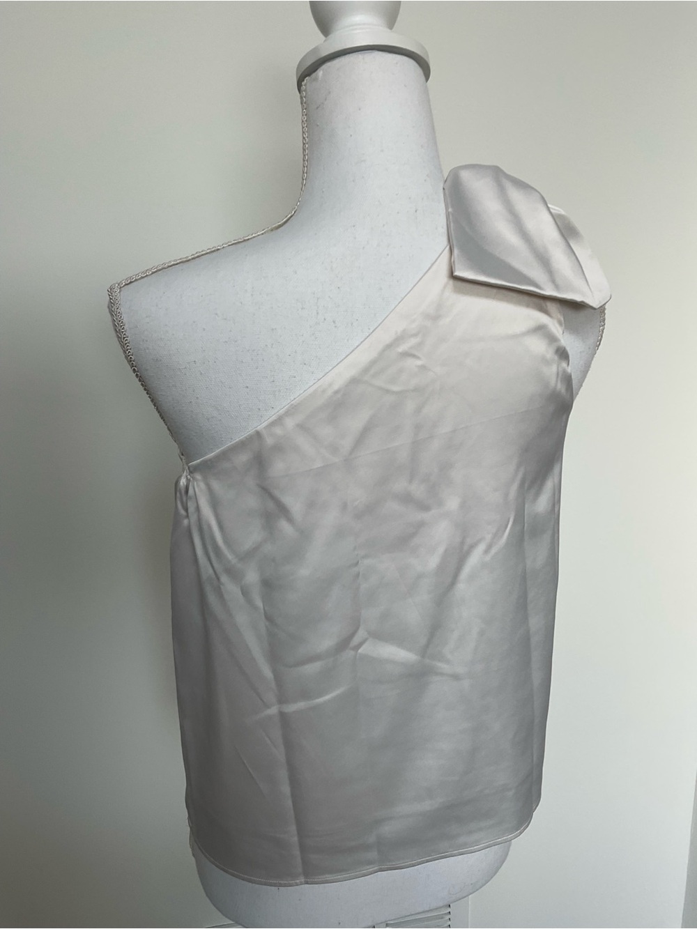 VENUS One-Shoulder Satin Camisole with Shoulder Bow in Cream - Picture 6 of 8